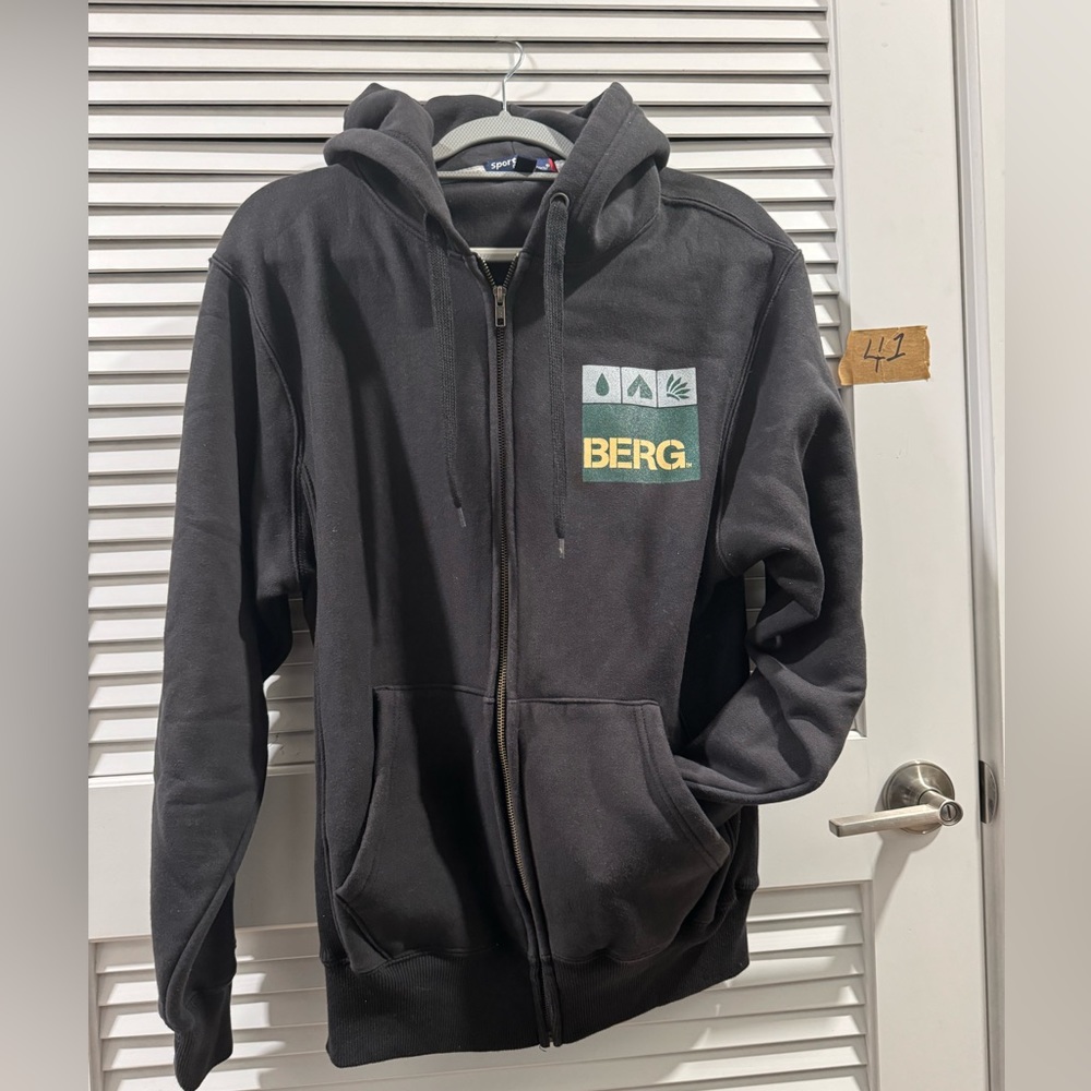 Sports-ten by Sports Authority heavy zip up hoodie men’s size medium